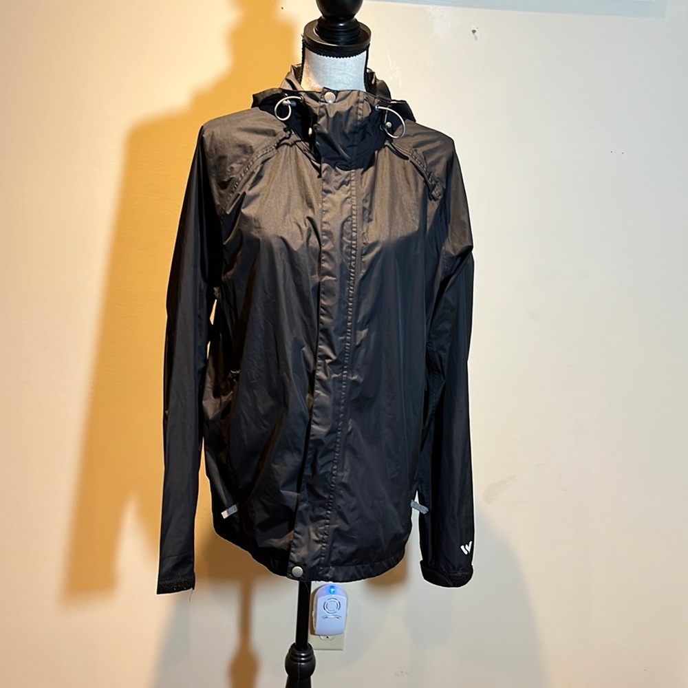 White Sierra rain jacket size L